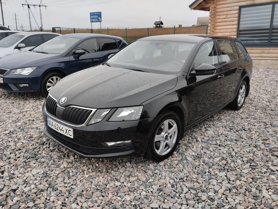 Шкода Октавія Octavia