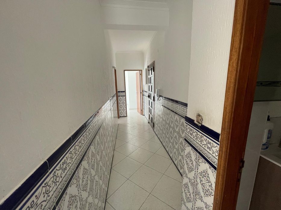 Apartamento T2 para Arrendamento – Amora - Seixal 

Disponível para ar