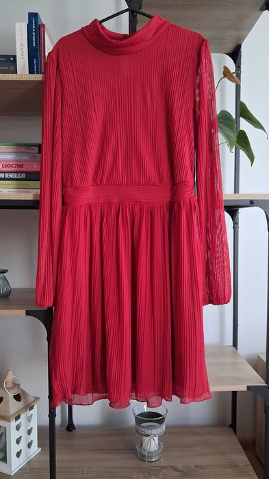 Czerwona Sukienka damska r.38