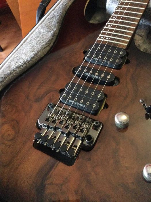 Guitarra Premium Walnut Burst RG970 wbwz wlb ,