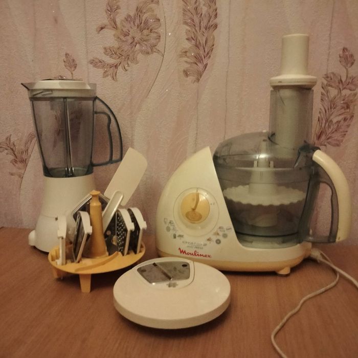 Продам комбайн  moulinex