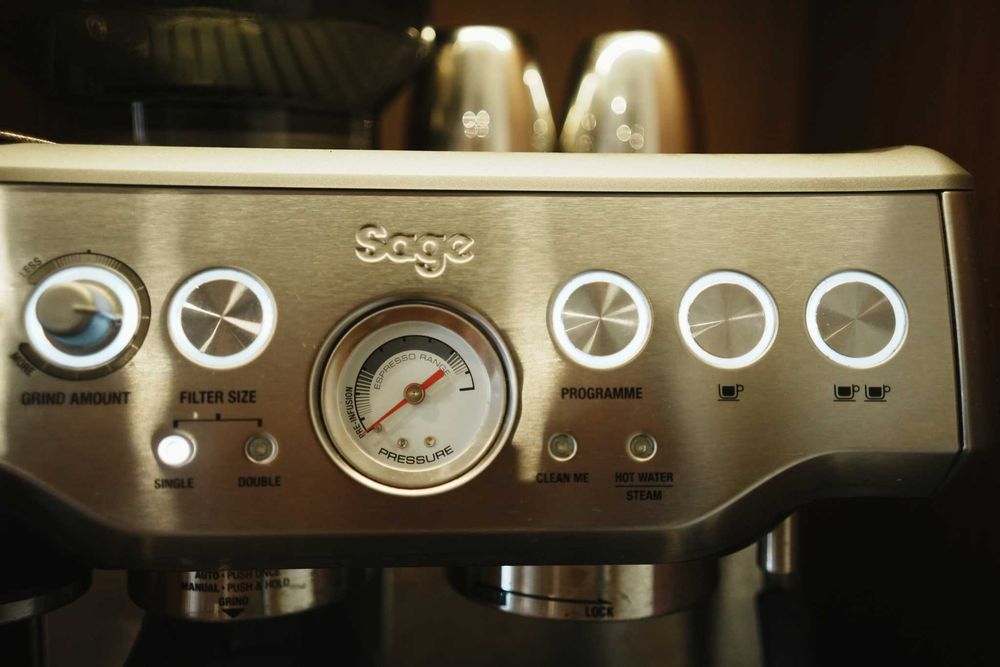 Máquina de Café Sage Barista Express