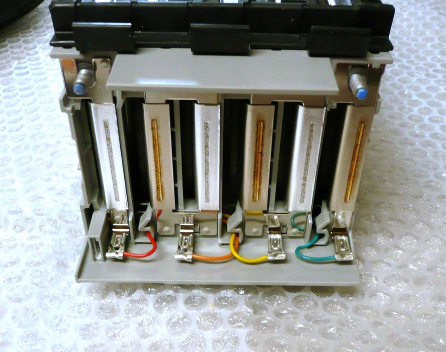 MAGAZYN ENERGII - pakiet ogniw Li-ion - NMC o pojemności 1,4 kW.