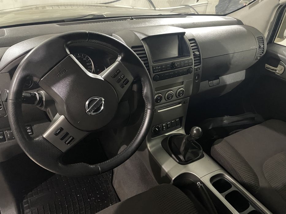 Nissan Pathfinder 2006 2.5 diesel