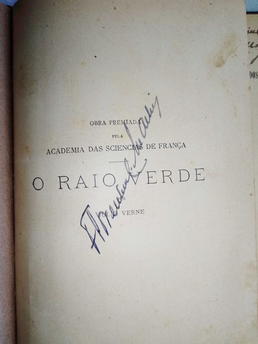 Antigo Livro de Júlio Verne ediçao de 1889