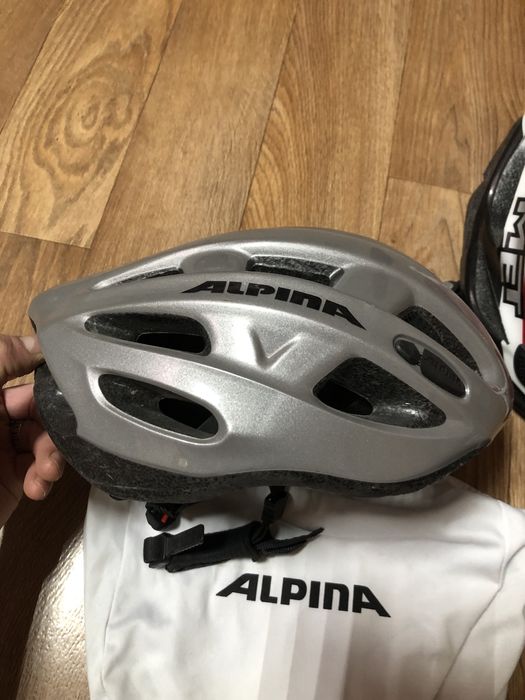 Продам велошлемы