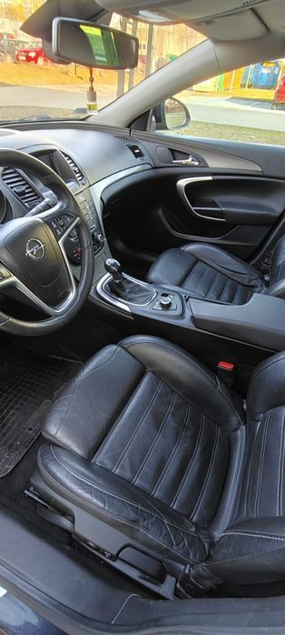 Insignia 2009r combi 2.0 CDTI