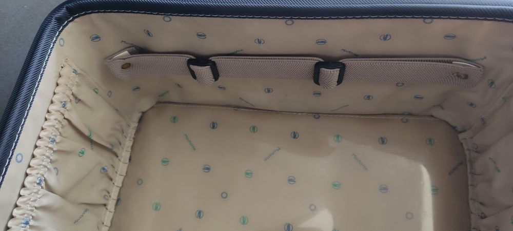 Mala pequena viagem.