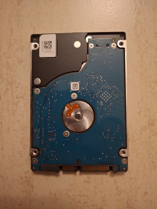 Vendo discos SATA 2.5" 500GB Seagate - Ótimo estado