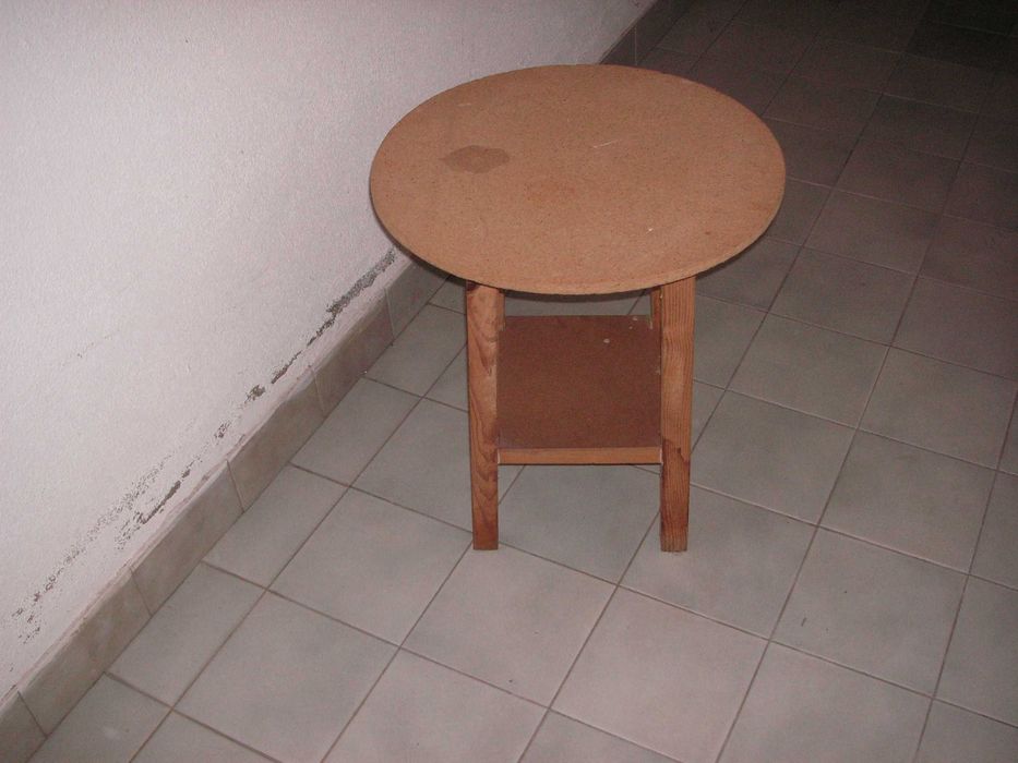 Mesa Camilha Pequena  / Coberta para Camilha
