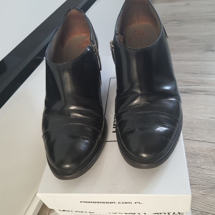 Buty Simple 38..