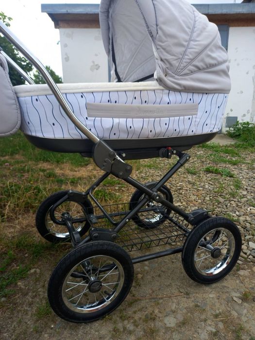 Дитяча коляска Roan Marita 2в1