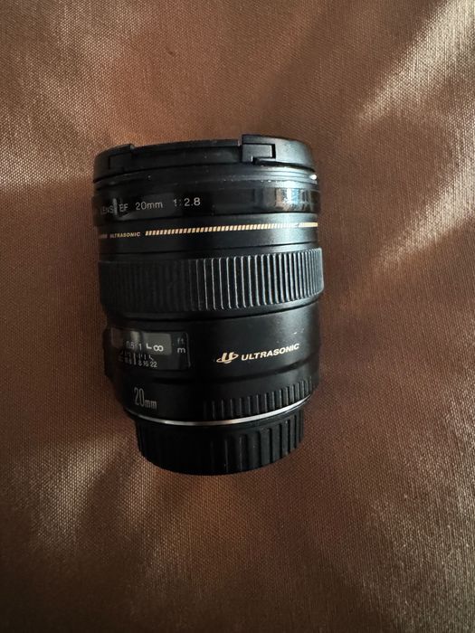 Обьектив 20 мм 2.8