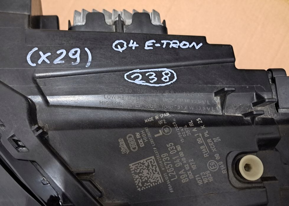 audi q4 e-tron reflektor lewy full led matrix kompletny 89a941035 (238)