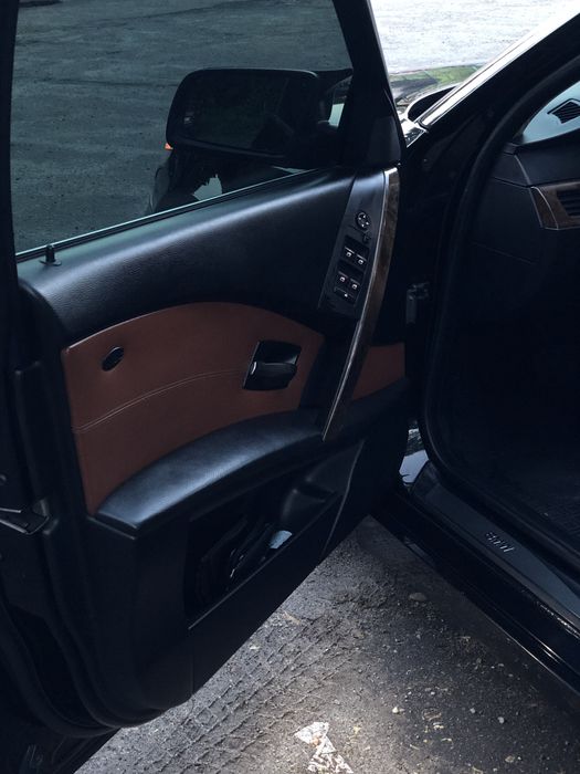 Продам BMW e60 525d.