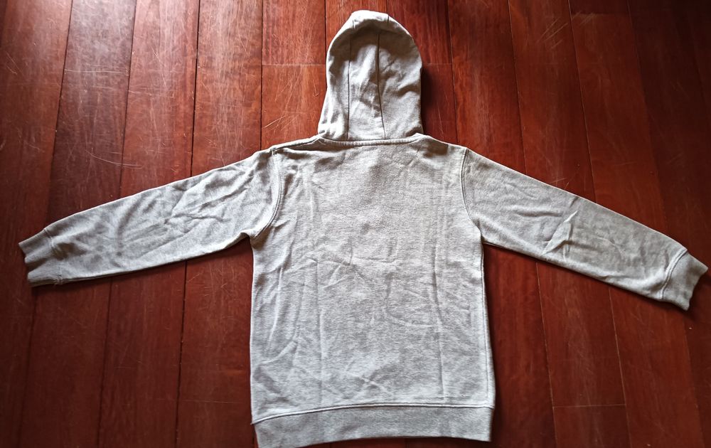 Suet cinzenta infantil