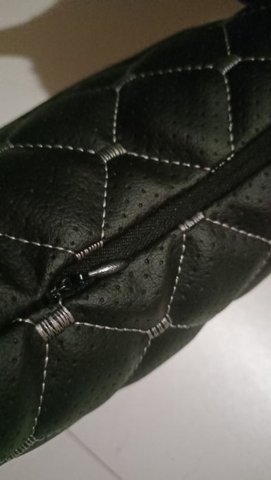 Подушечка в Авто Єкошкіра