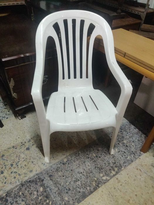 Cadeira de plástico