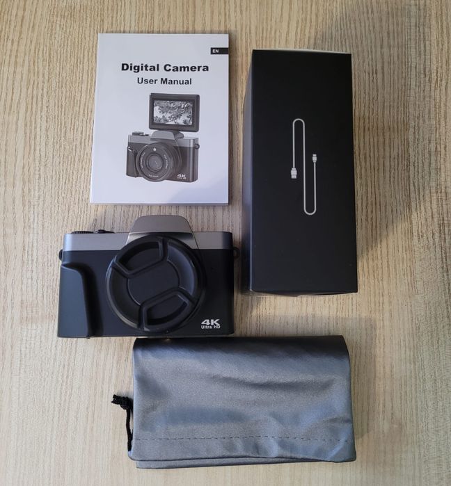 Цифрова камера DC103