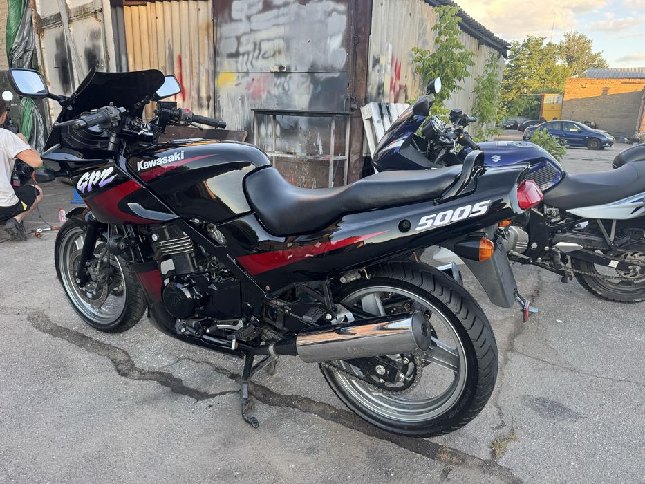 Продам мотоцикл KAWASAKI GPZ 500