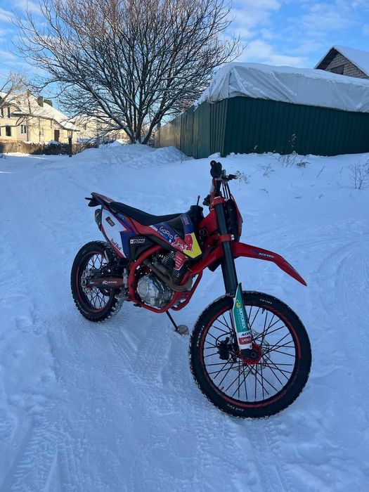 Продам   мотоцикл Kovi start 250