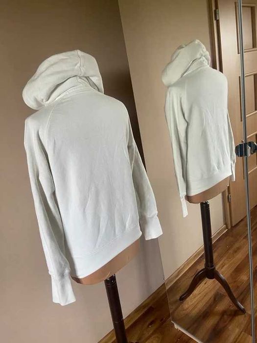Nike biala bluza sport sweter s m bawelna 36 38 logo z kapturem