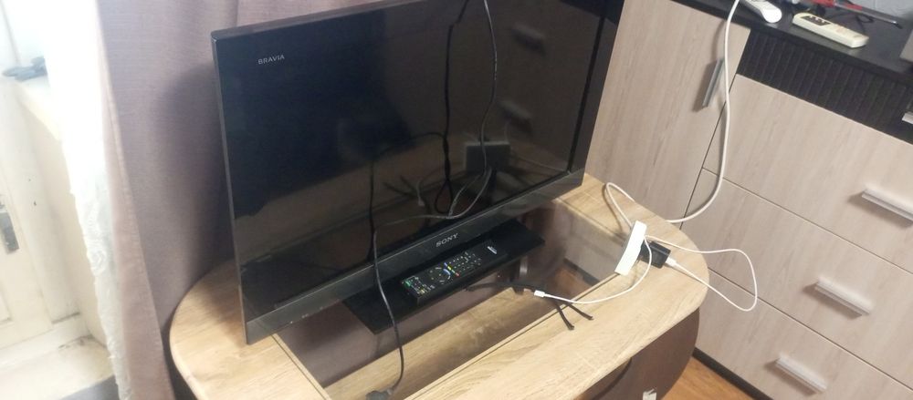 Продам телевизор sony