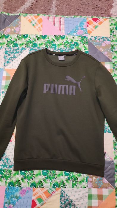 Свитшот puma размер  m  в  отличном  состоянии.