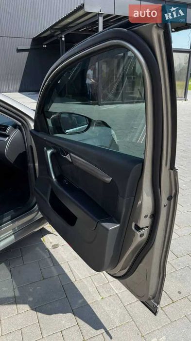 Автомобіль Volkswagen B7 2013 р