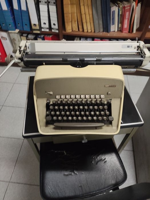 MÁQUINAS DE ESCREVER MESSA
Estado de conservação: Excelente.
A funcion