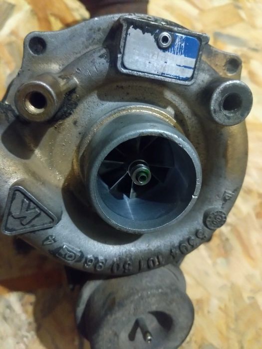 Турбіна Turbina Citroen C5 Peugeot 206 406 307 2.0 HDI K03321246