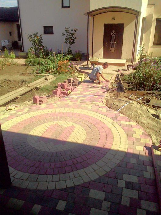 Тротуарная плитка от производителя:продажа,доставка, укладка