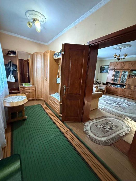 Продається добротне господарство у м. Вашківці, Вижницький район