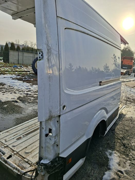Volkswagen Crafter prawy bok i maks długi 2021 rok