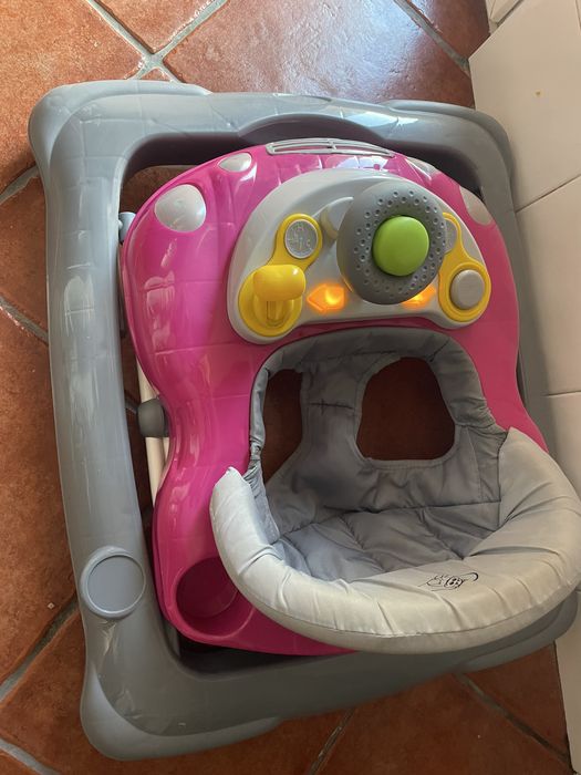 Andarilho como  novo com rodas vários niveis de altura