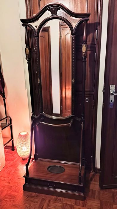 Móvel antigo bengaleiro madeira com espelho – móvel entrada clássico