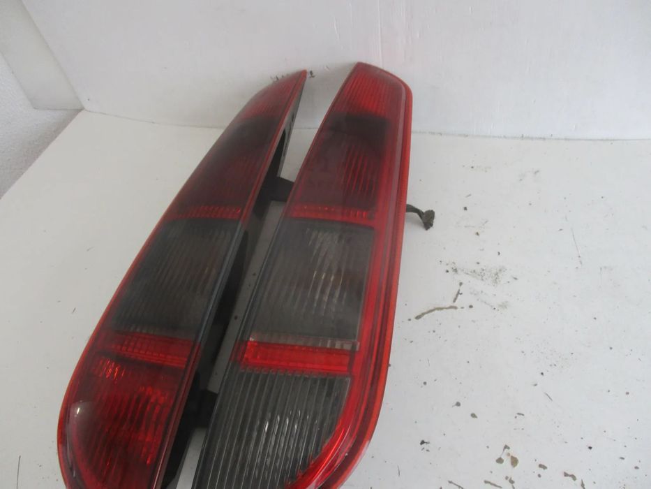 farolim farol tras ford focus sw carrinha 2005