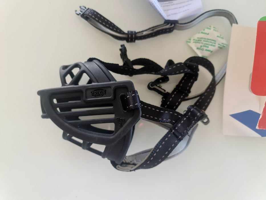 Новий силіконовий намордник Trixie Muzzle Flex (М)