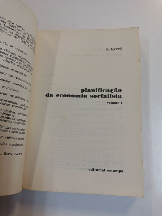Planificação da economia Socialista, de L. Berri