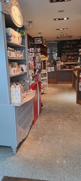 Oportunidade única, trespasse de Papelaria centenária no centro de PNF