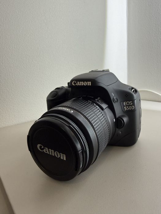 Фотоапарат-Canon 550d