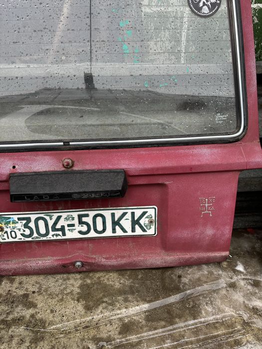 Задняя ляда в сборе со стеклом ваз 2104