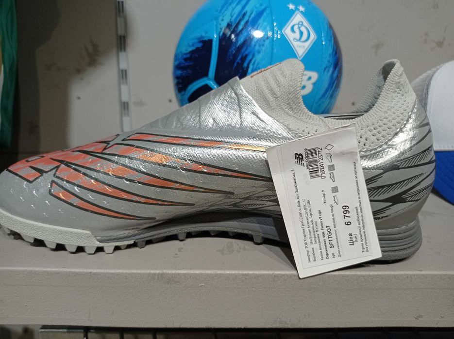 Сороконожки  New Balance новые, оригинал