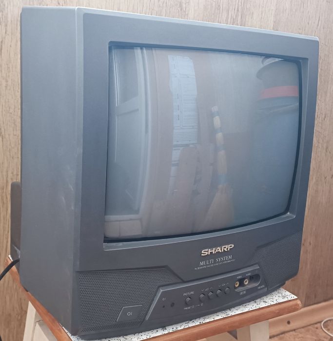 Продам телевізор Sharp 14EM2G