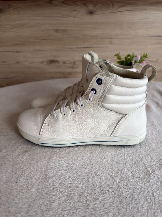 Birkenstock skorzane sneakersy biale za kostke 39 wiazane