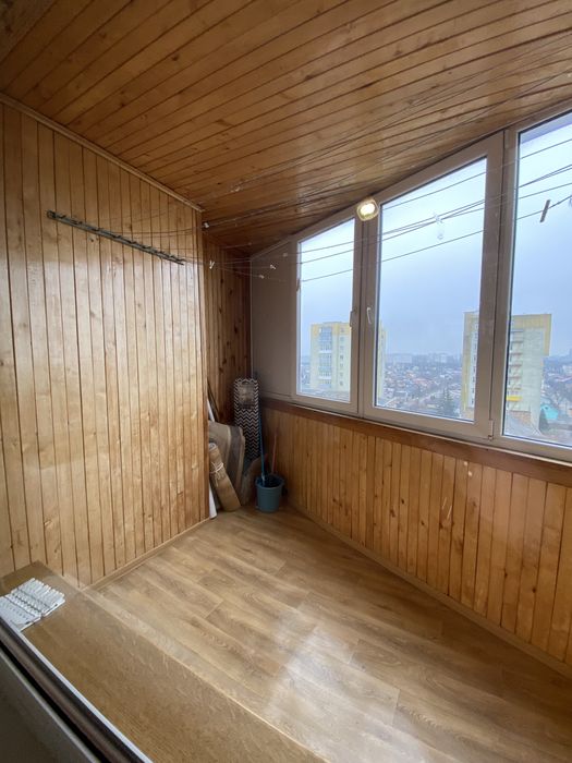 Оренда 3-квартири Грушевського 5а ТЦ Чайка