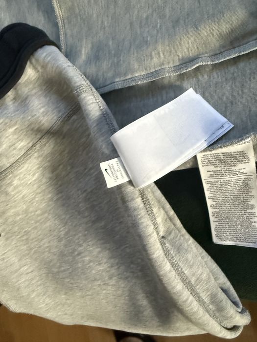 Dres nike tech fleece