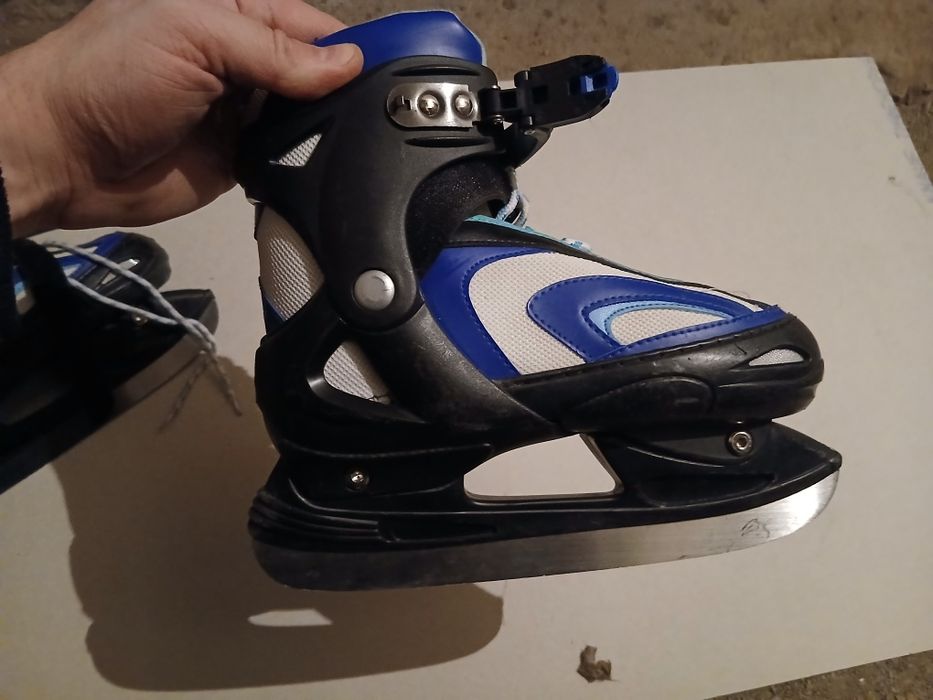 Ковзани,коньки жіночі дитячі 38 39 розмір