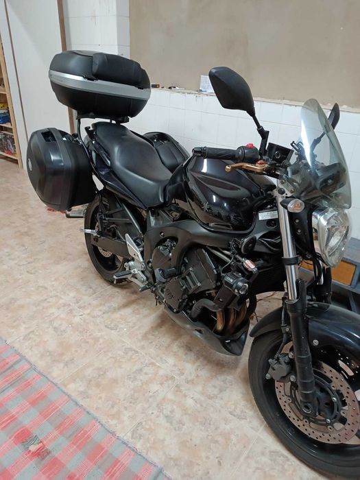 Mota Fazer 600 de 2005