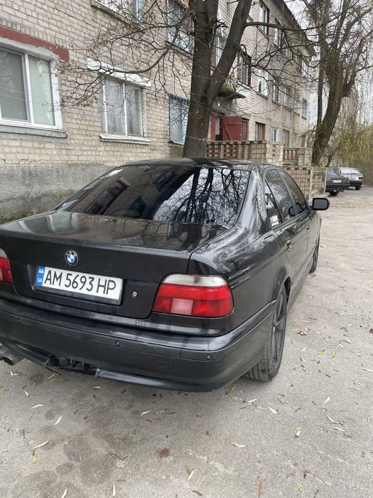 Продається бмв е39